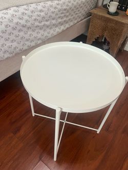 IKEA gladom tray accent table