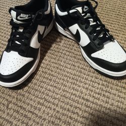 NIKE Black And White Shoes 