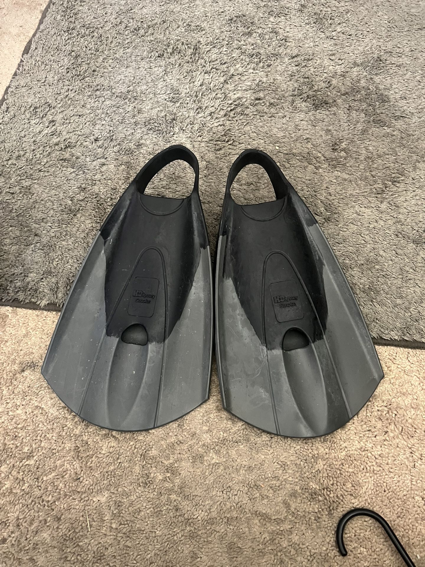 H2Odyssey Smoke Swim fins ML Size 10-11 Shoes H2O Odyssey Flippers Bodyboarding Excellent Condition