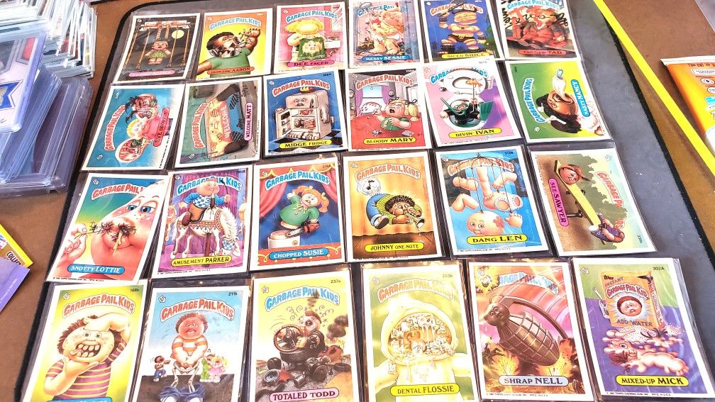 Lot Of 25 Vintage 1986-87 Topps Garbage Pail Kids All For $30