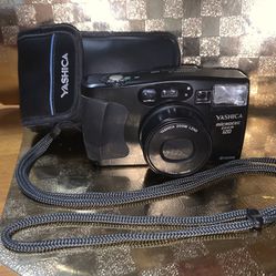 YASHICA MICROTEC ZOOM 120 POINT & SHOOT AUTO FOCUS  CAMERA - SIMILAR ONES ON LINE SELLING OVER $140