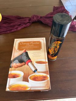 Crème brûlée torch with gas