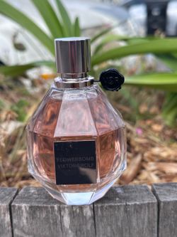 Viktor Rolf flowerbomb edp 3.4oz