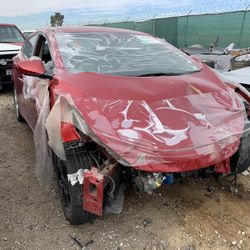 Hyundai Elantra 2014 For parts 
