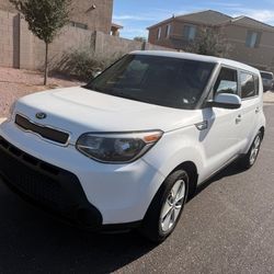 2016 Kia Soul. 93k Miles. 6 Speed Manual Transmission 