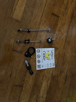 Quick Release wheel set Locks