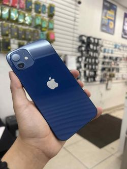 IPhone 12 64GB UNLOCKED 