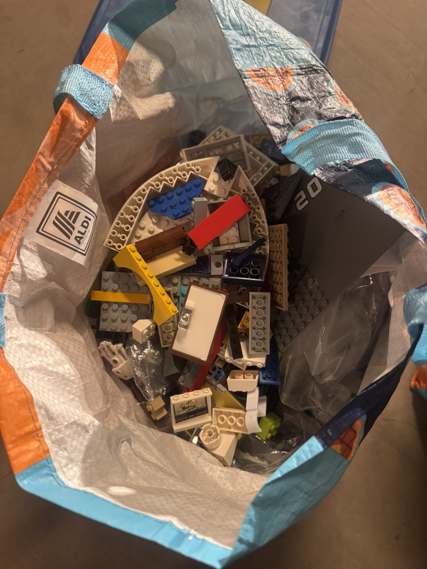 LEGOS