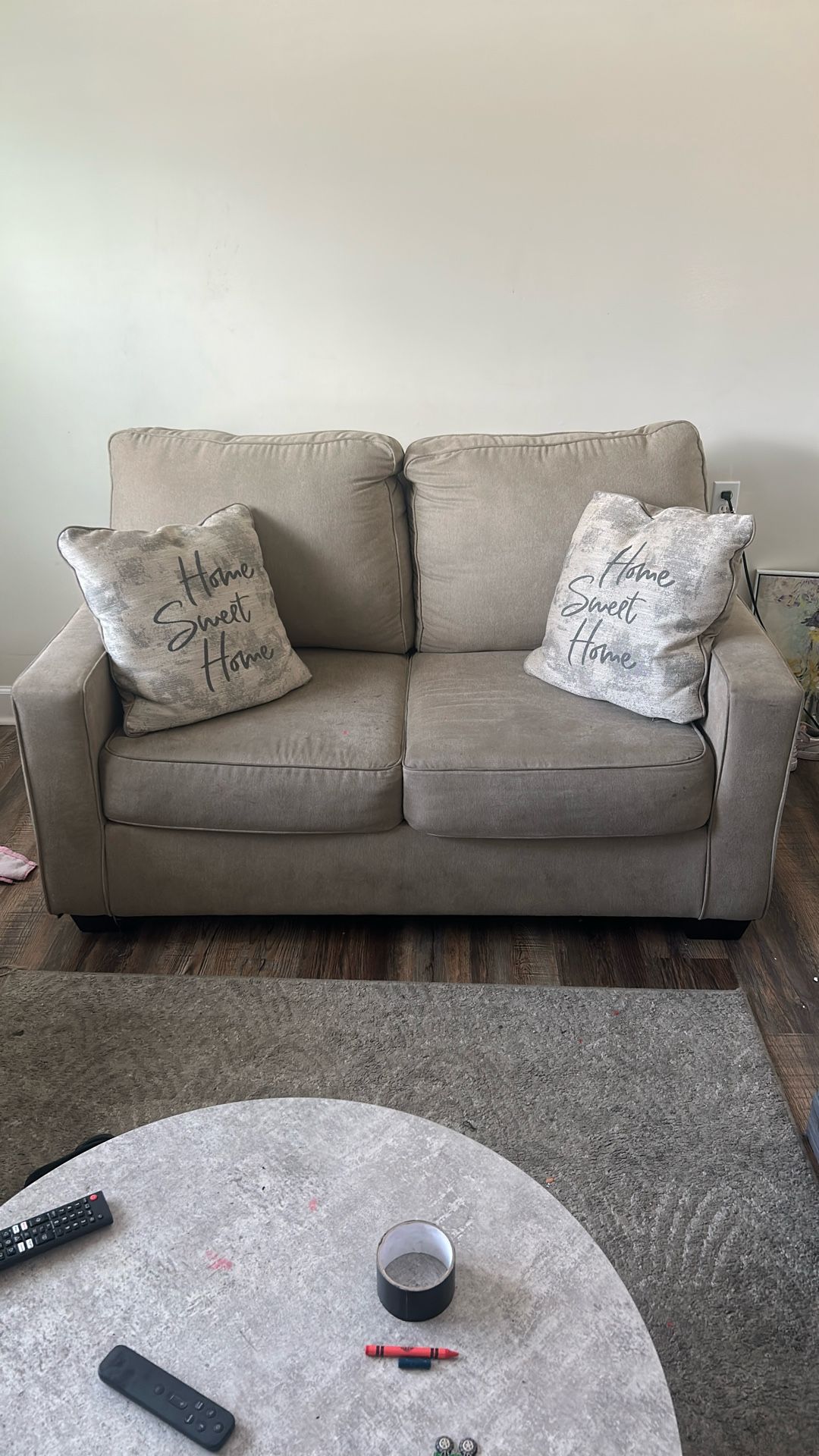 Couch , Love Seat Set