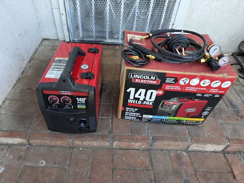 Lincoln Electric
Weld-Pak 140 Amp MIG and Flux-Core Wire Feed Welder, 115V, Aluminum Welder with Spool Gun sold separately