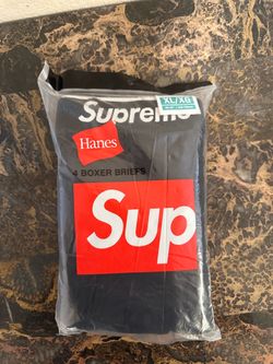 Supreme x Hanes (4 Pack) Black Boxer Briefs