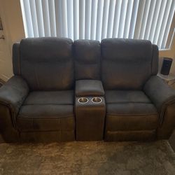 RECLINER SOFA 