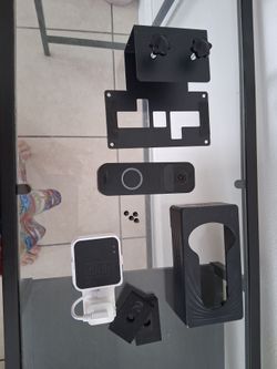 Blink doorbell camera w/ door mount and sync module