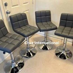 New 4 Gray Bar Stools 