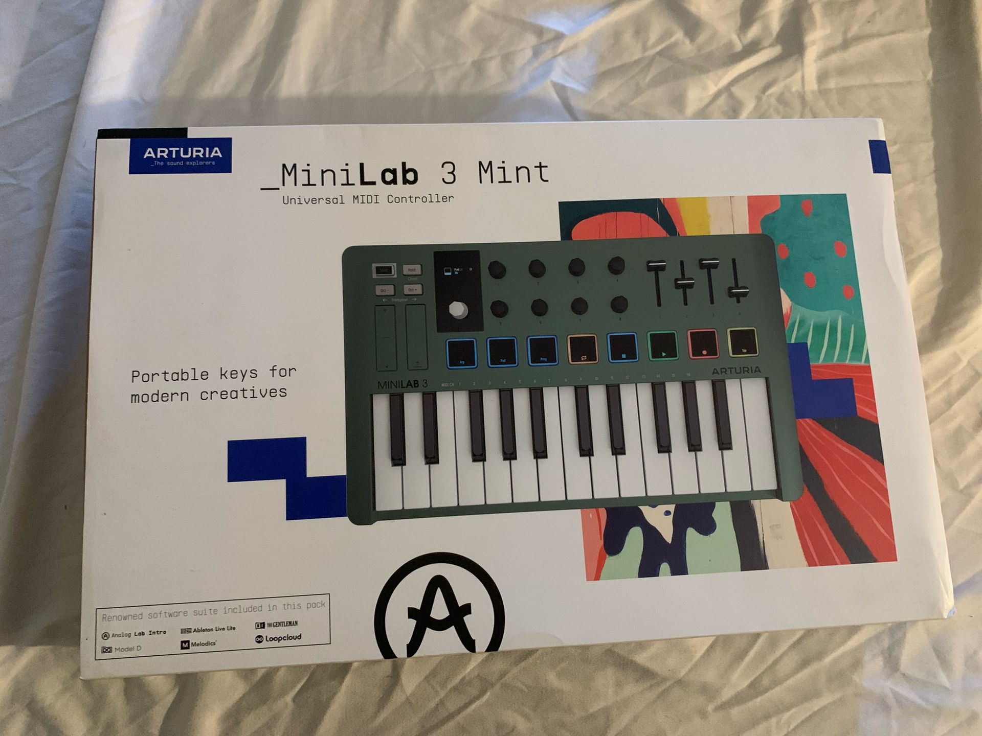 Arturia Minilab 3 25-Key MIDI Keyboard Controller (green)