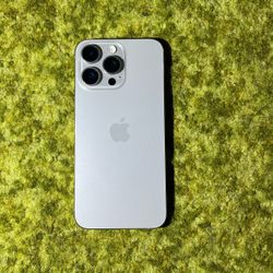 iPhone 15 Pro Max | 256GB | Natural Titanium | Factory Unlocked