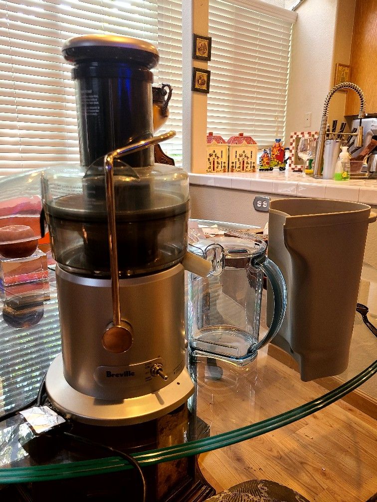 Breville Juicer