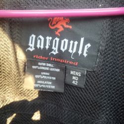 Vintage  Leather Jacket  MD 42  LIKE  LARGE,  Needs To Clean  I ASK  $35.00 