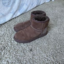 Women’s Ugg Classic II Mini Boots
