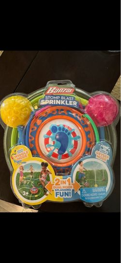 Banzai stomp blast sprinkler 2 in 1 dual mode, New see photos