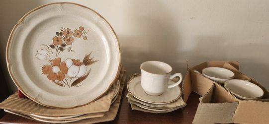 Vintage Stoneware Dish Set
