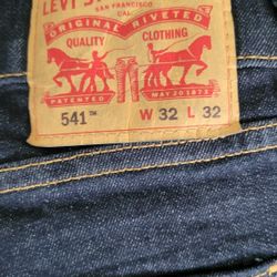 Brand NEW ... 4 PAIRS...Levi's Never Worn 32x32