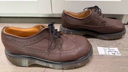 Dr. Martens Made in England Brown Wingtip Brogues – Men’s Size 8 (8604/92)