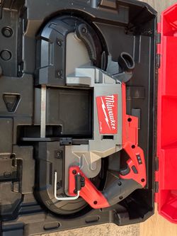 Milwaukee bandsaw M18