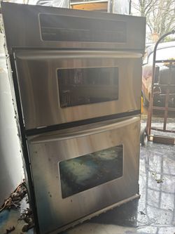 Microwave And Stove Together 
