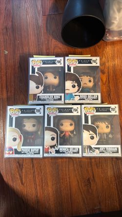 FRIENDS FUNKO LOT