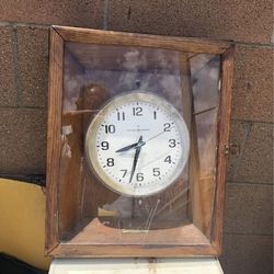 Vintage 1940s Howe Music Store Clock in Oak Wood and Glass Display Box with Brass Nameplate: