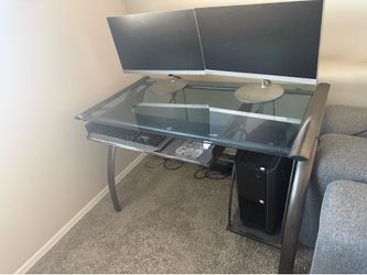 Computer desk