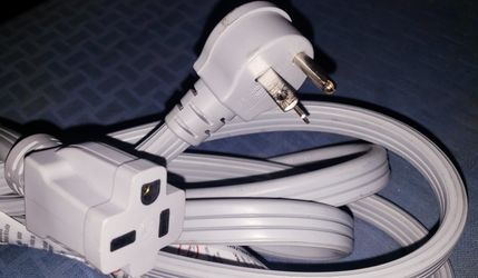 20 Amp 240 volt 12 gauge extension cord 9ft.