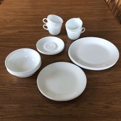 Corelle Dish Set