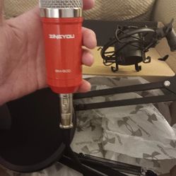 Brand New Microphone For Podcast/music.  