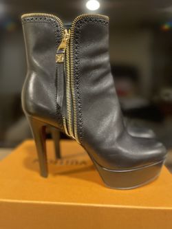 Authentic Louis Vuitton Bootie With Zipper Detail 