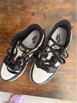 Nike dunk size 1