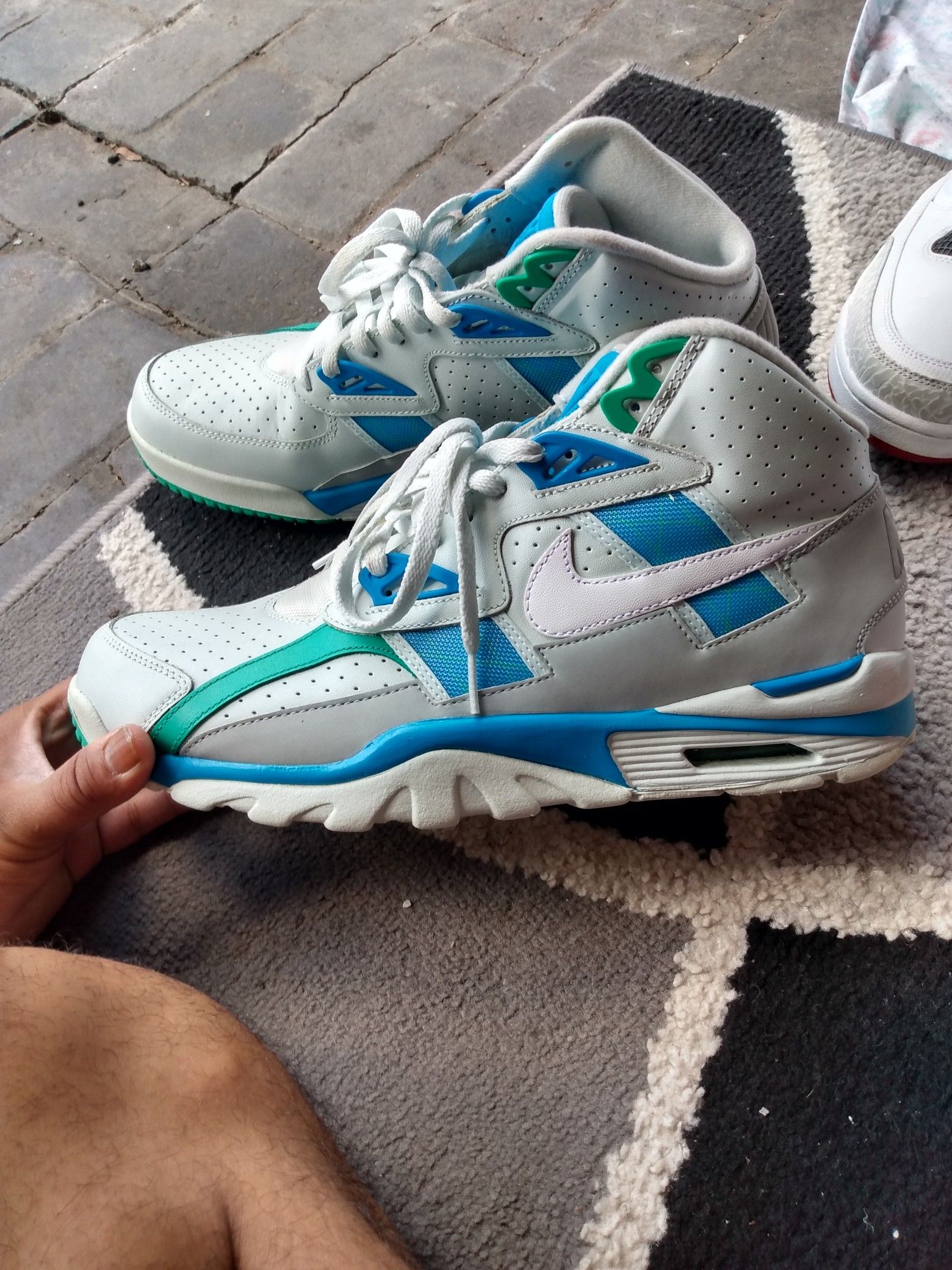 Bo Jackson's size 13