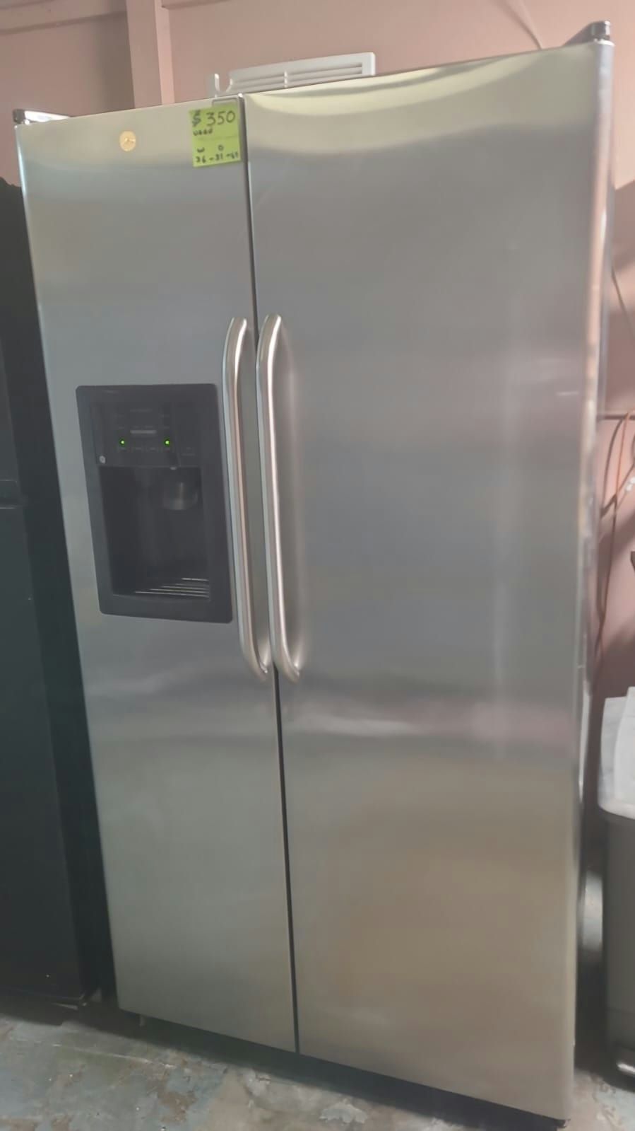 Side by Side Fridge GE Refrigerator DELIVERY AVAILABLE!