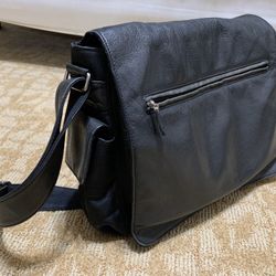 Fossil Leather Messenger Bag