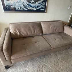 $20- Couch  In Pasadena 