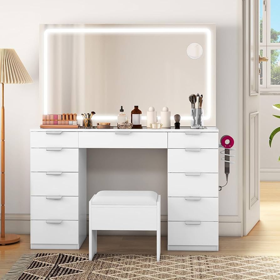 Beautiful Vanity Make-up