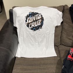 Size, Large. Santa Cruz T-Shirt. New.