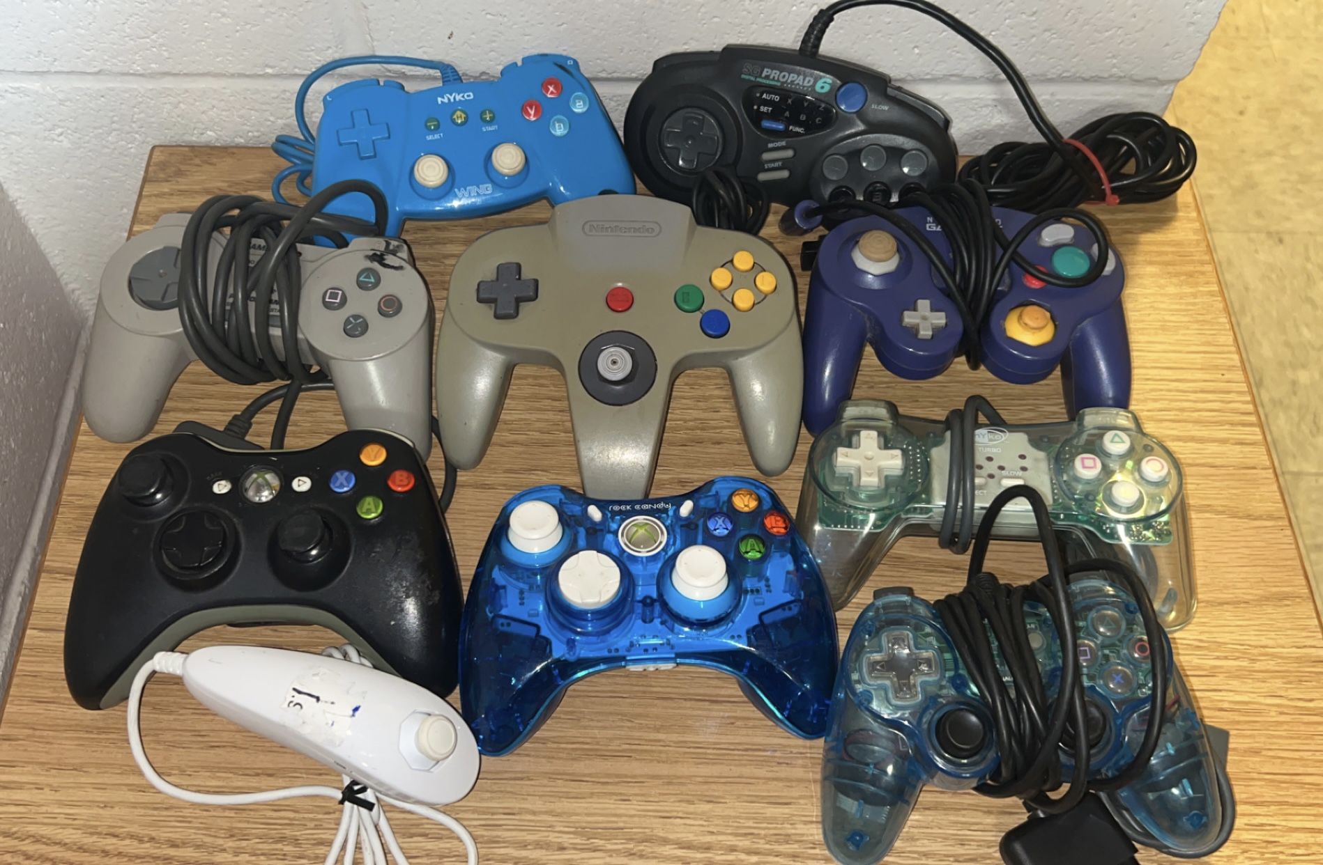Video Game Controller Lot