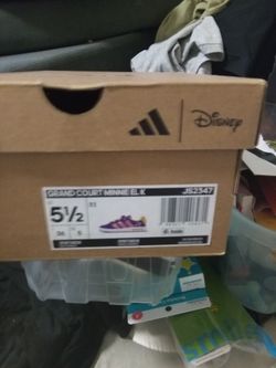 Minnie mouse addidas Girl shoes from cabazon
