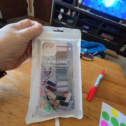 *NEW IPHONE 11 PRO EYE SHADOW CASE. EVERYTHING MOVES WHEN THE CASE MOVES