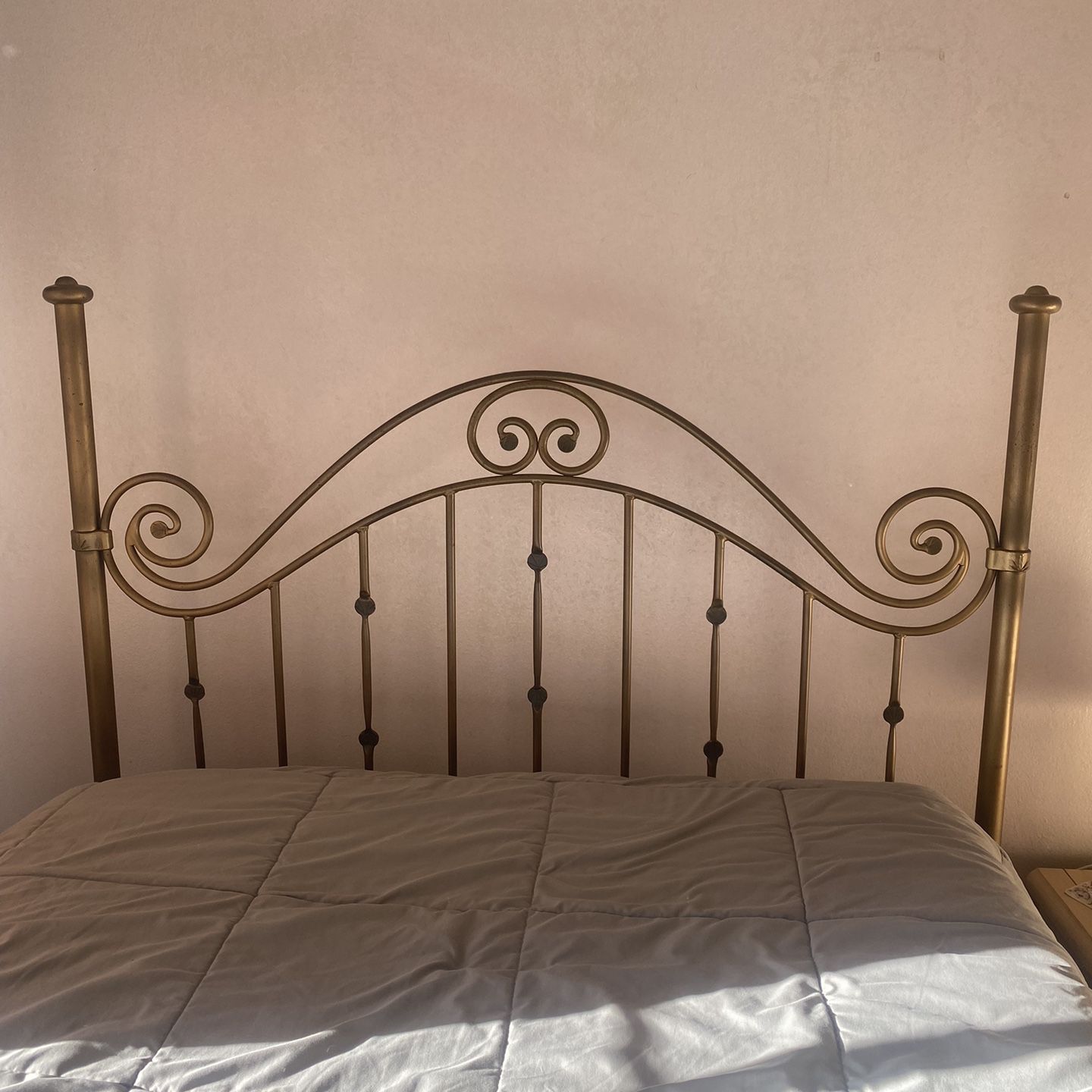 Full Bed with Brass Headboard 