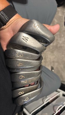 Set of irons and wedges