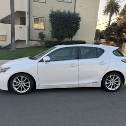 2013 Lexus CT 200h