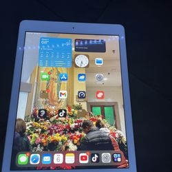 iPad 5th gen for sale or trade